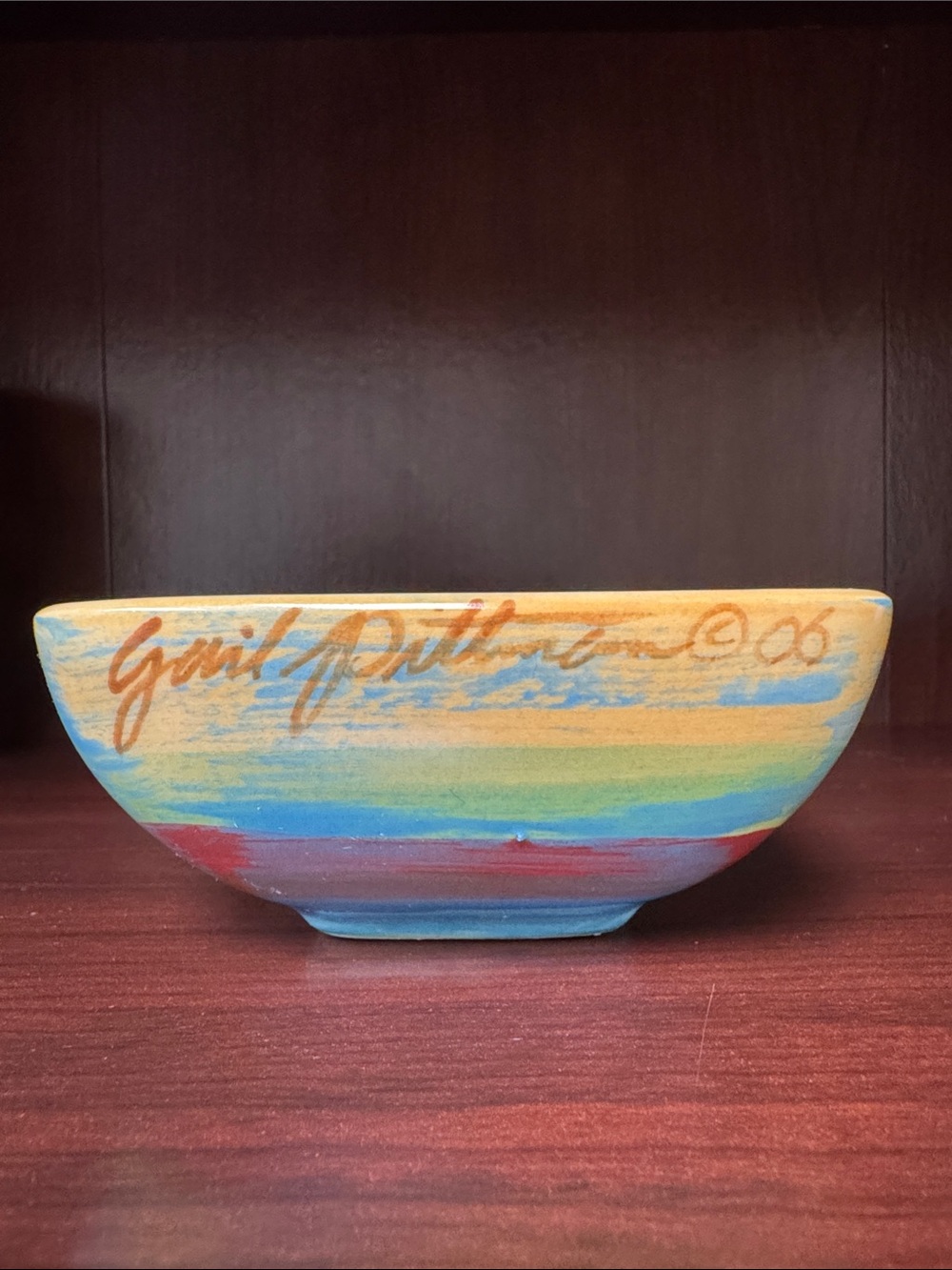 Gail Pittman vintage pottery bowl. 2006 EUC